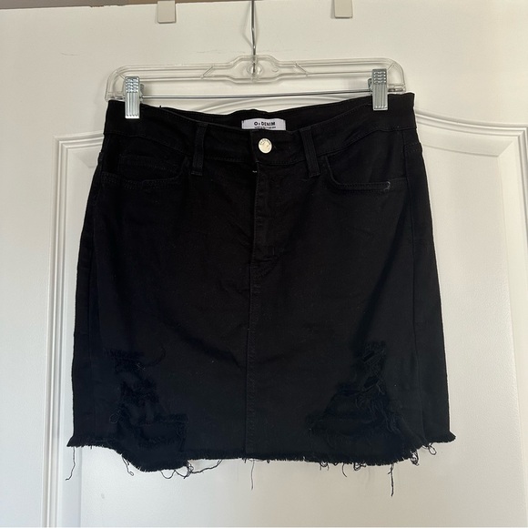 Lulu’s O2 black denim skirt - Picture 5 of 8
